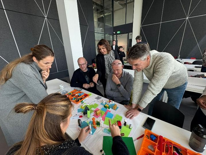 ACCU partners in the Local Energy Community workshop using Lego to visualise each pilot situation